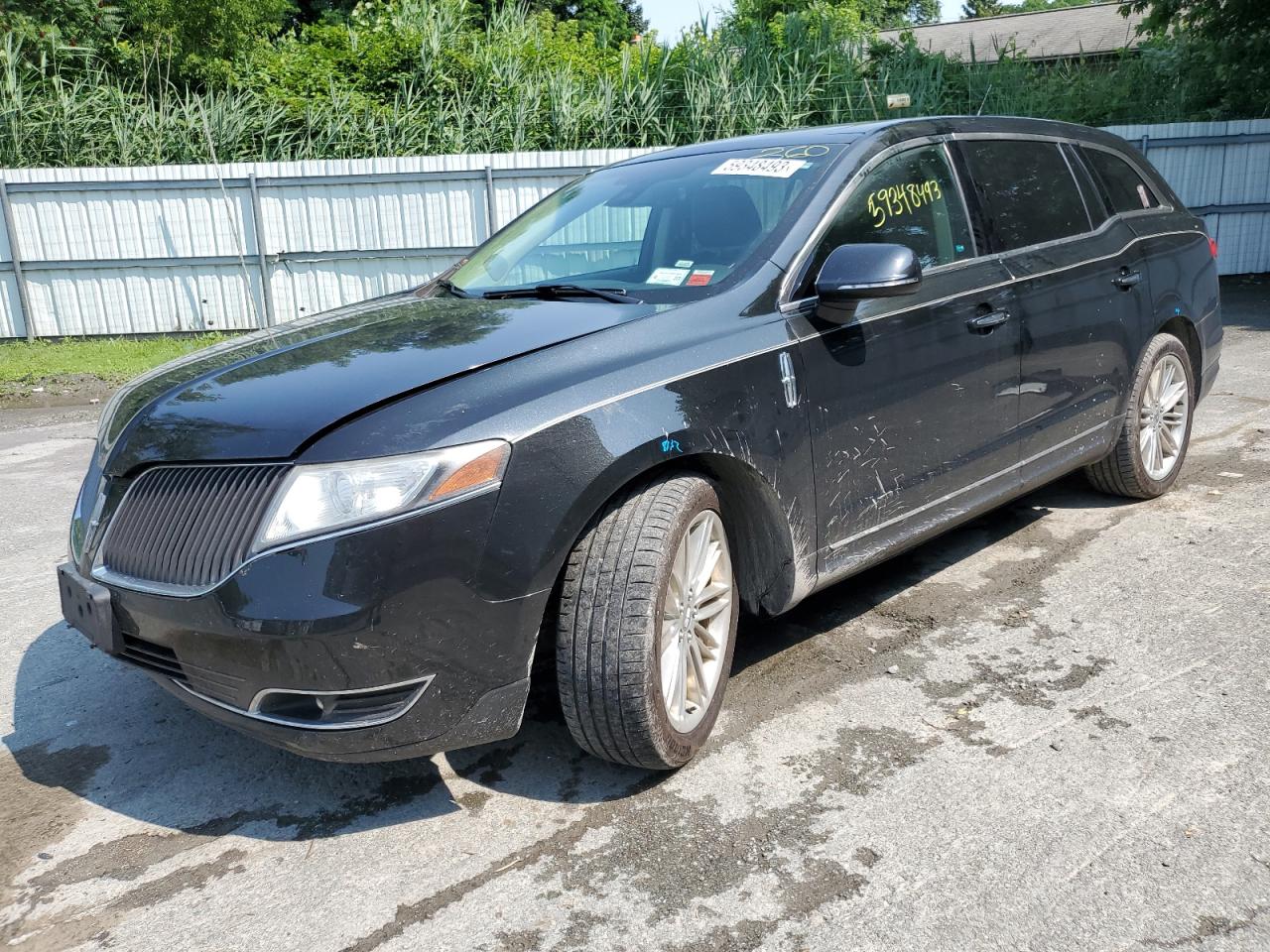 2014 LINCOLN MKT  2014 image