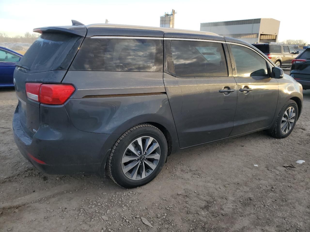 Image 3 of 2015 KIA SEDONA EX 2015 with VIN KNDMC5C14F6018064
