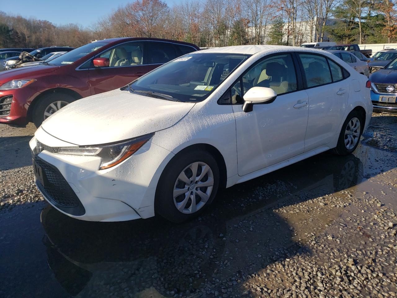 Image 1 of 2021 TOYOTA COROLLA LE 2021 with VIN JTDEPMAE3MJ160506