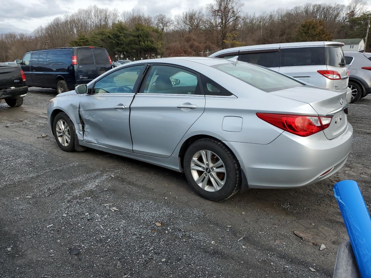 Image 2 of 2011 HYUNDAI SONATA GLS 2011 with VIN 5NPEB4AC6BH152418
