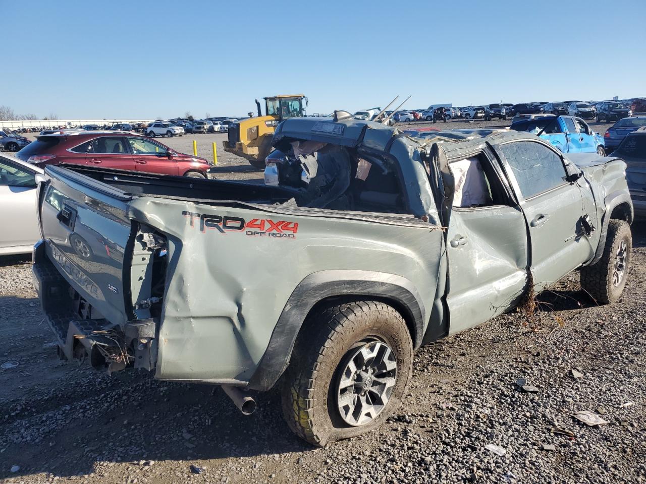Изображение 3 2022 TOYOTA TACOMA DOUBLE CAB 2022 с VIN 3TMCZ5AN7NM508108