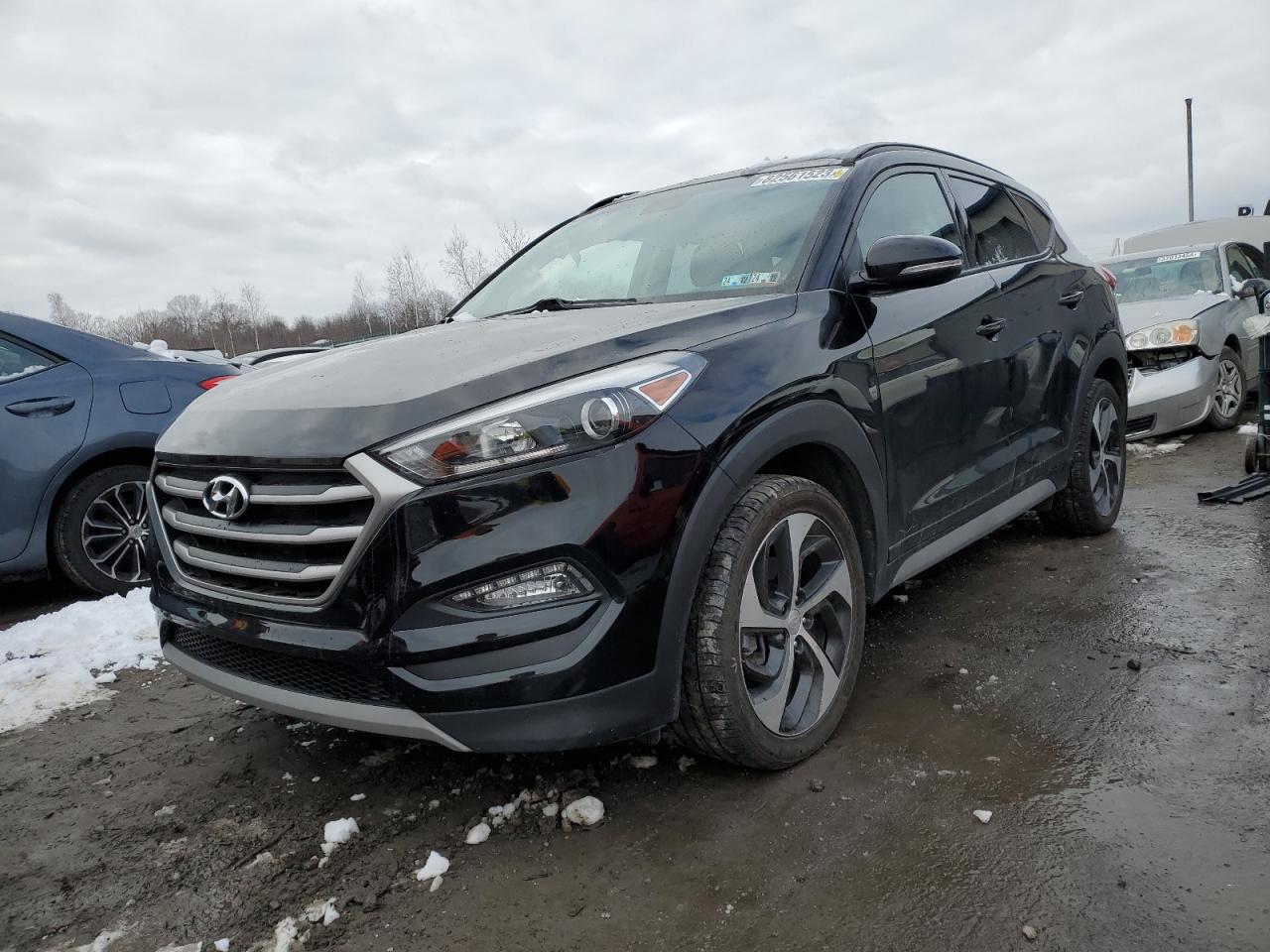 Obraz 1 z 2018 HYUNDAI TUCSON VALUE 2018 z VIN KM8J3CA20JU681960