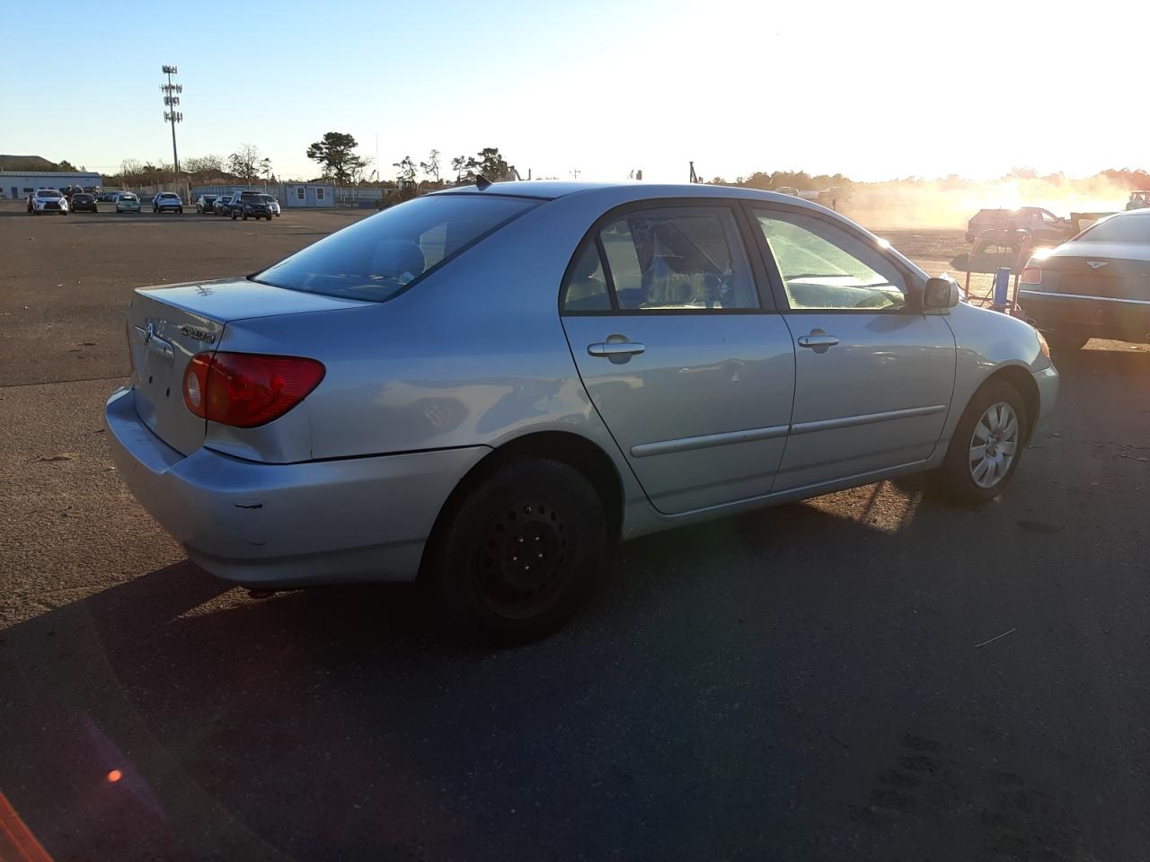 Изображение 3 2004 TOYOTA COROLLA CE 2004 с VIN 2T1BR38E84C304009