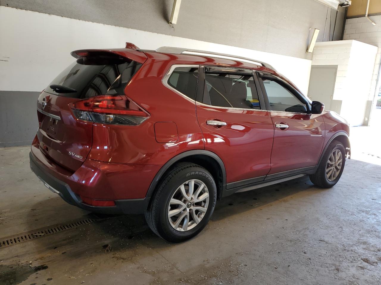 Obraz 3 z 2018 NISSAN ROGUE S 2018 z VIN 5N1AT2MV1JC845917