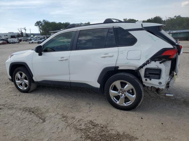 Image 2 of 2020 TOYOTA RAV4 LE 2020 with VIN JTMF1RFV4LD529043