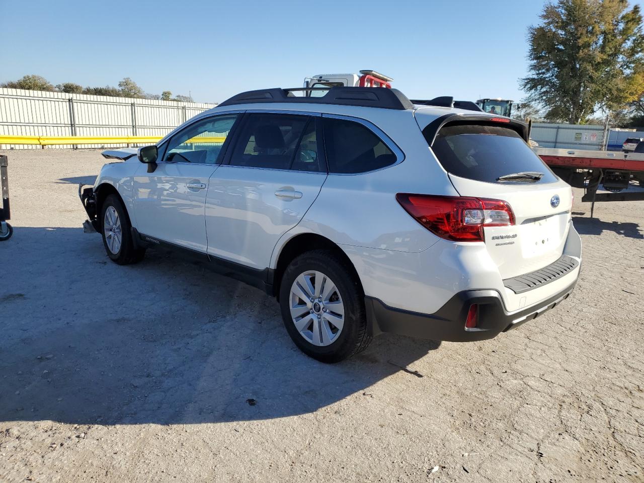 Image 2 of 2019 SUBARU OUTBACK 2.5I PREMIUM 2019 with VIN 4S4BSAFC0K3393697