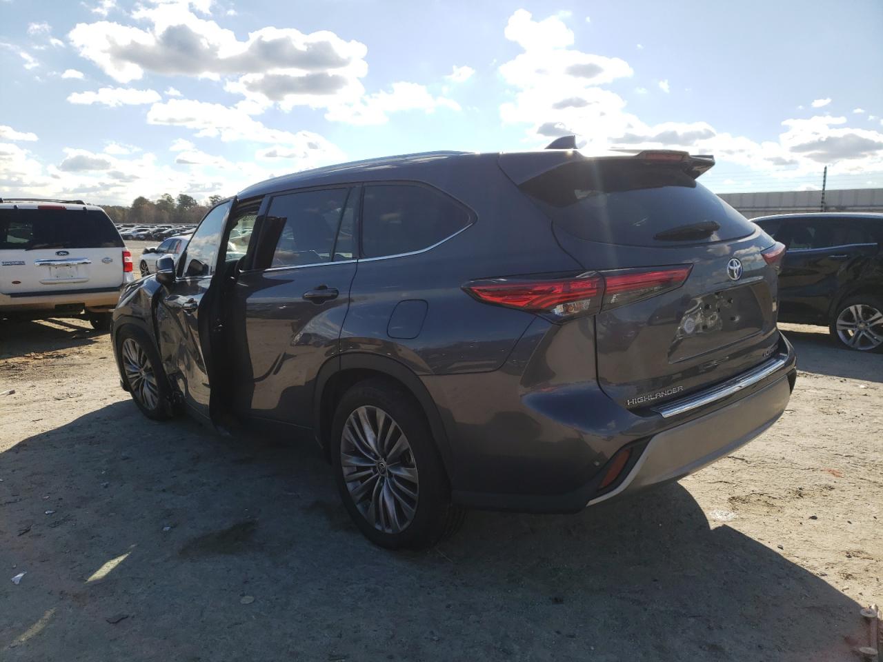 Image 2 of 2020 TOYOTA HIGHLANDER PLATINUM 2020 with VIN 5TDFZRAH4LS029463