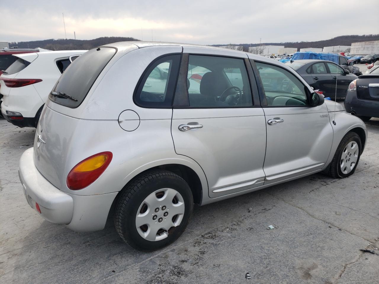 Image 3 of 2003 CHRYSLER PT CRUISER CLASSIC 2003 with VIN 3C4FY48B03T641964