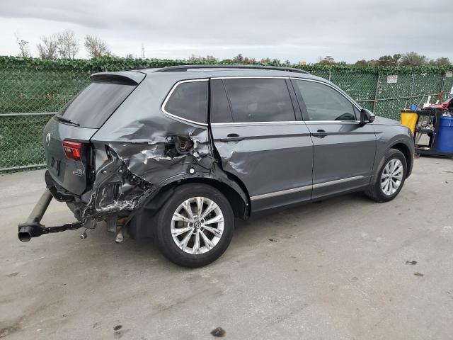 Image 3 of 2018 VOLKSWAGEN TIGUAN SE 2018 with VIN 3VV2B7AX8JM012677
