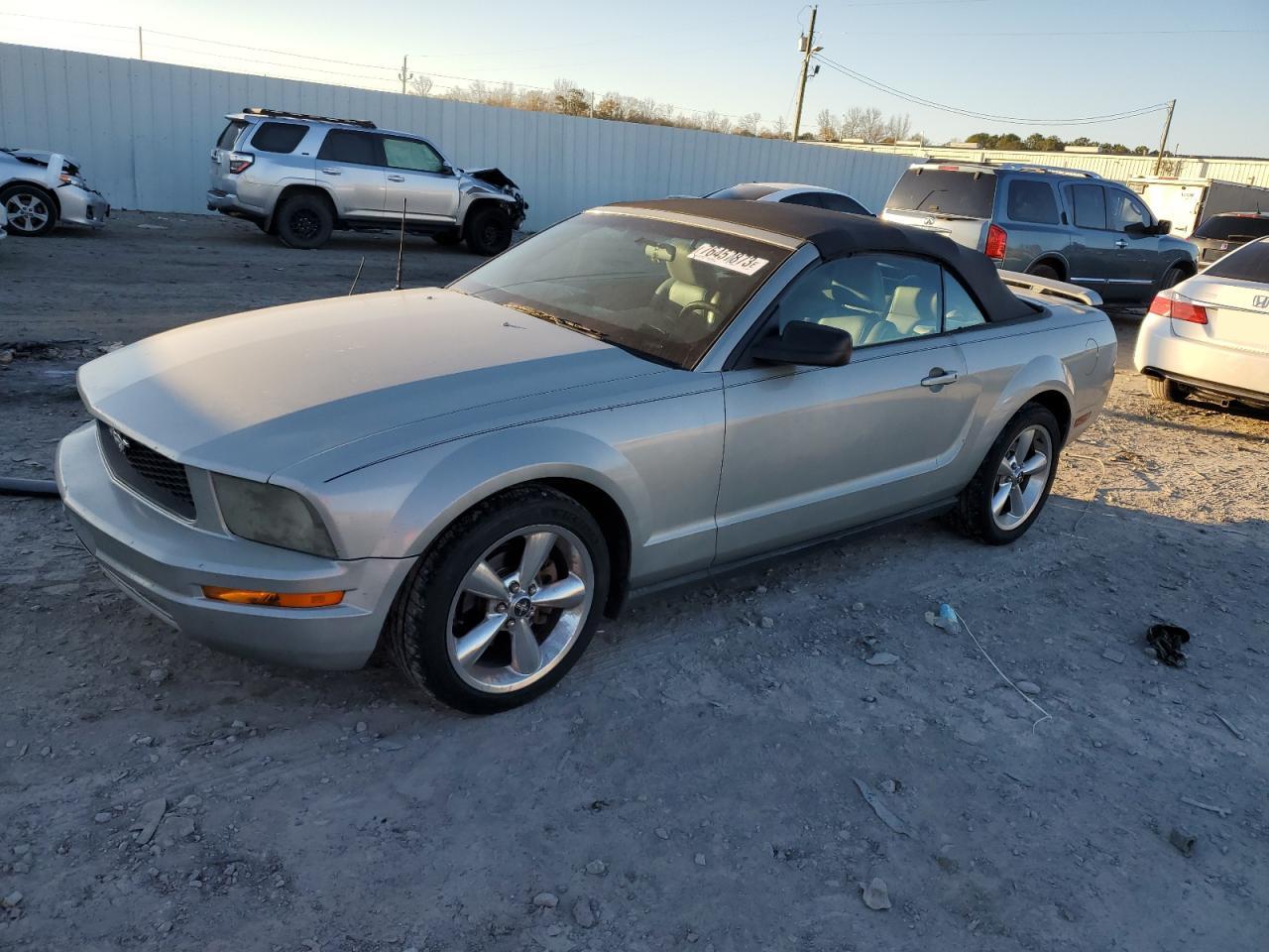 Obraz 1 z 2006 FORD MUSTANG  2006 z VIN 1ZVFT84N165109078