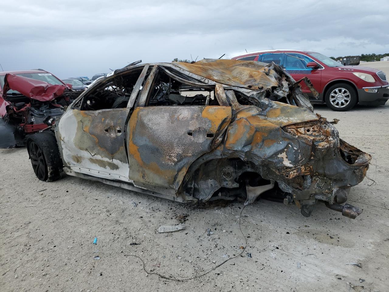 Obraz 2 z 2017 INFINITI QX50  2017 z VIN JN1BJ0RR9HM412920