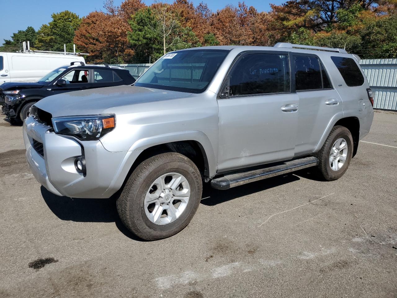 Image 1 of 2017 TOYOTA 4RUNNER SR5 2017 with VIN JTEZU5JR2H5154080