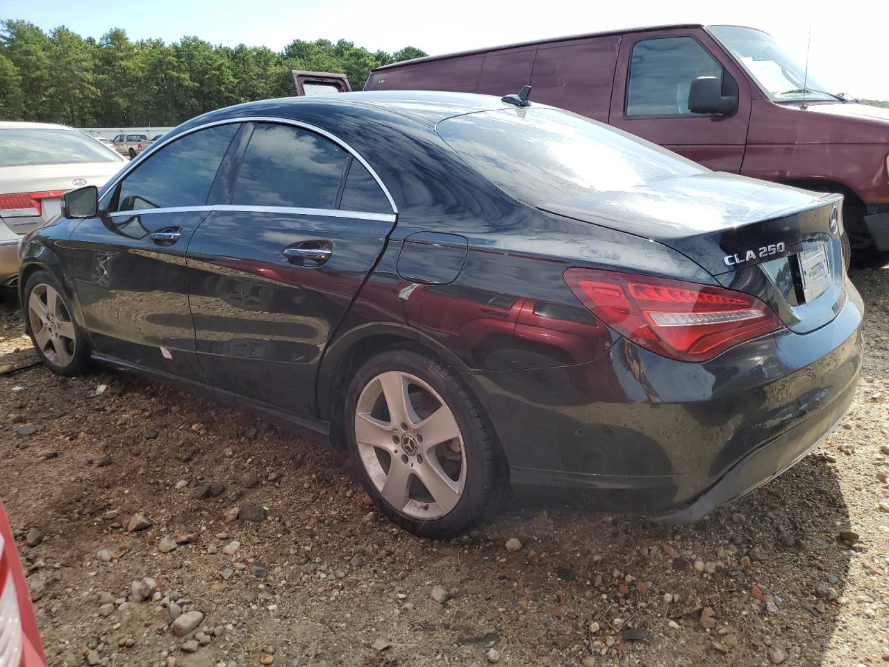 Изображение 2 2019 MERCEDES-BENZ CLA 250 4MATIC 2019 с VIN WDDSJ4GB6KN759624