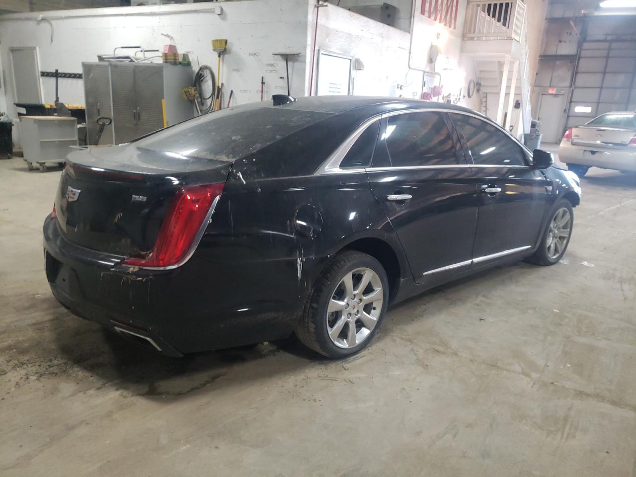 Obraz 3 z 2019 CADILLAC XTS LUXURY 2019 z VIN 2G61M5S32K9145050