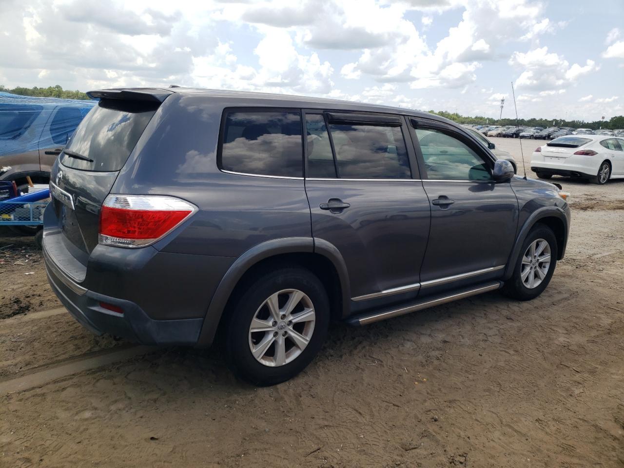 Изображение 3 2011 TOYOTA HIGHLANDER BASE 2011 с VIN 5TDZA3EH8BS013874