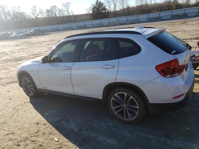 Obraz 2 z 2015 BMW X1 SDRIVE28I 2015 z VIN WBAVM1C56FV316535