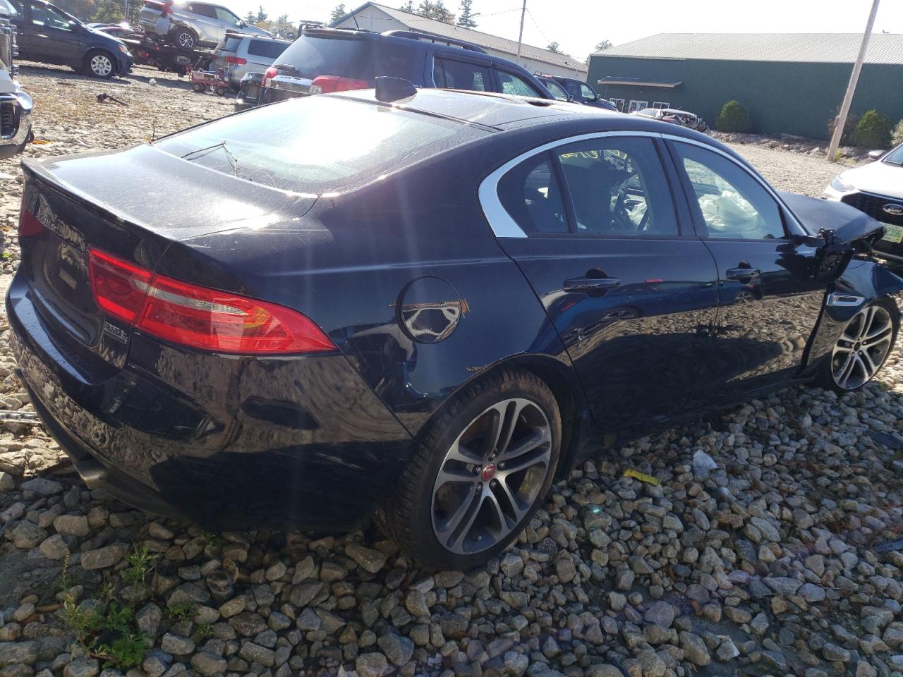 Изображение 3 2017 JAGUAR XE PREMIUM 2017 с VIN SAJAJ4BV5HA974193