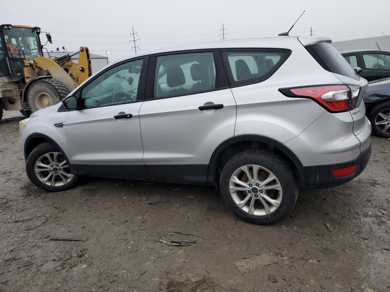 Obraz 2 z 2017 FORD ESCAPE S 2017 z VIN 1FMCU0F78HUC32898