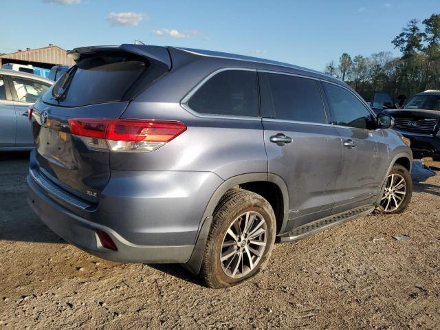Изображение 3 2018 TOYOTA HIGHLANDER SE 2018 с VIN 5TDKZRFH2JS266828