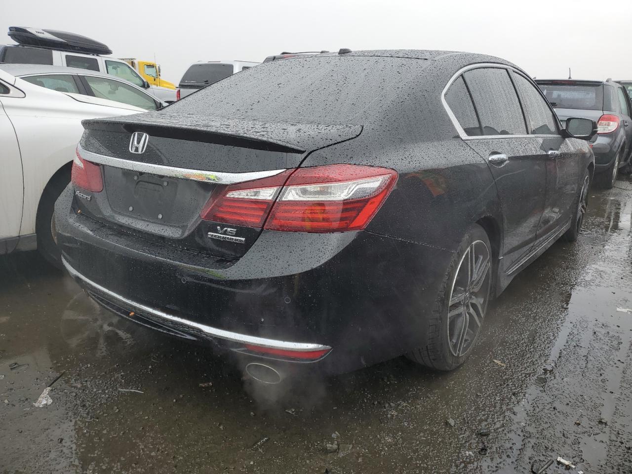 Изображение 3 2016 HONDA ACCORD TOURING 2016 с VIN 1HGCR3F96GA022312