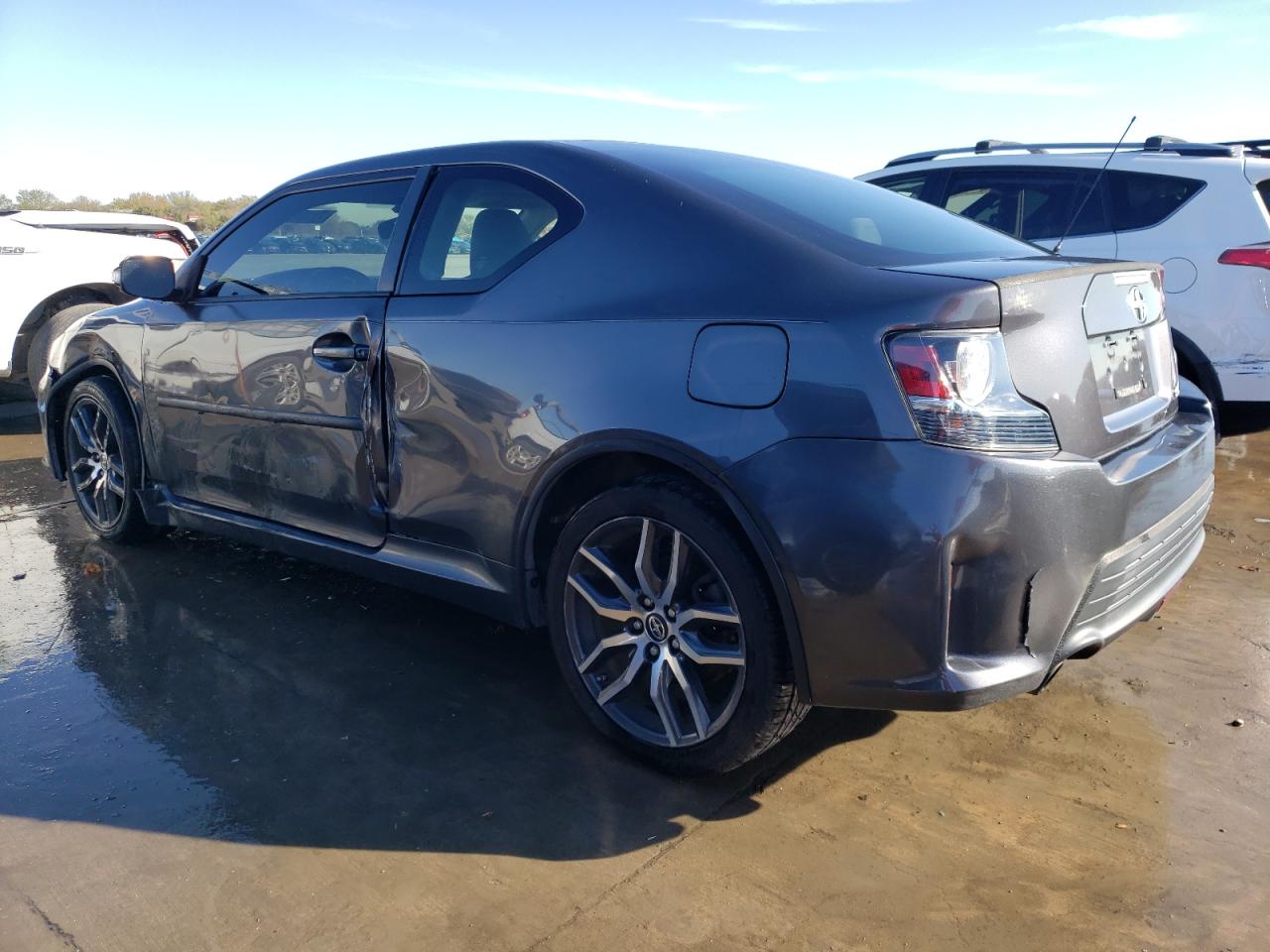 Image 2 of 2015 TOYOTA SCION TC  2015 with VIN JTKJF5C73FJ004046