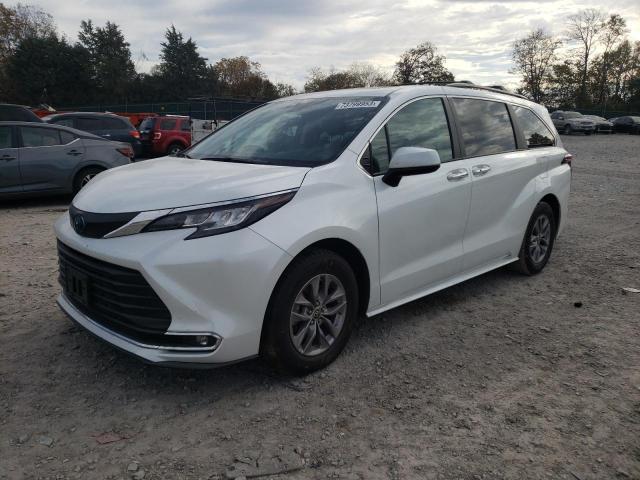 Obraz 1 z 2022 TOYOTA SIENNA XLE 2022 z VIN 5TDYRKECXNS122103