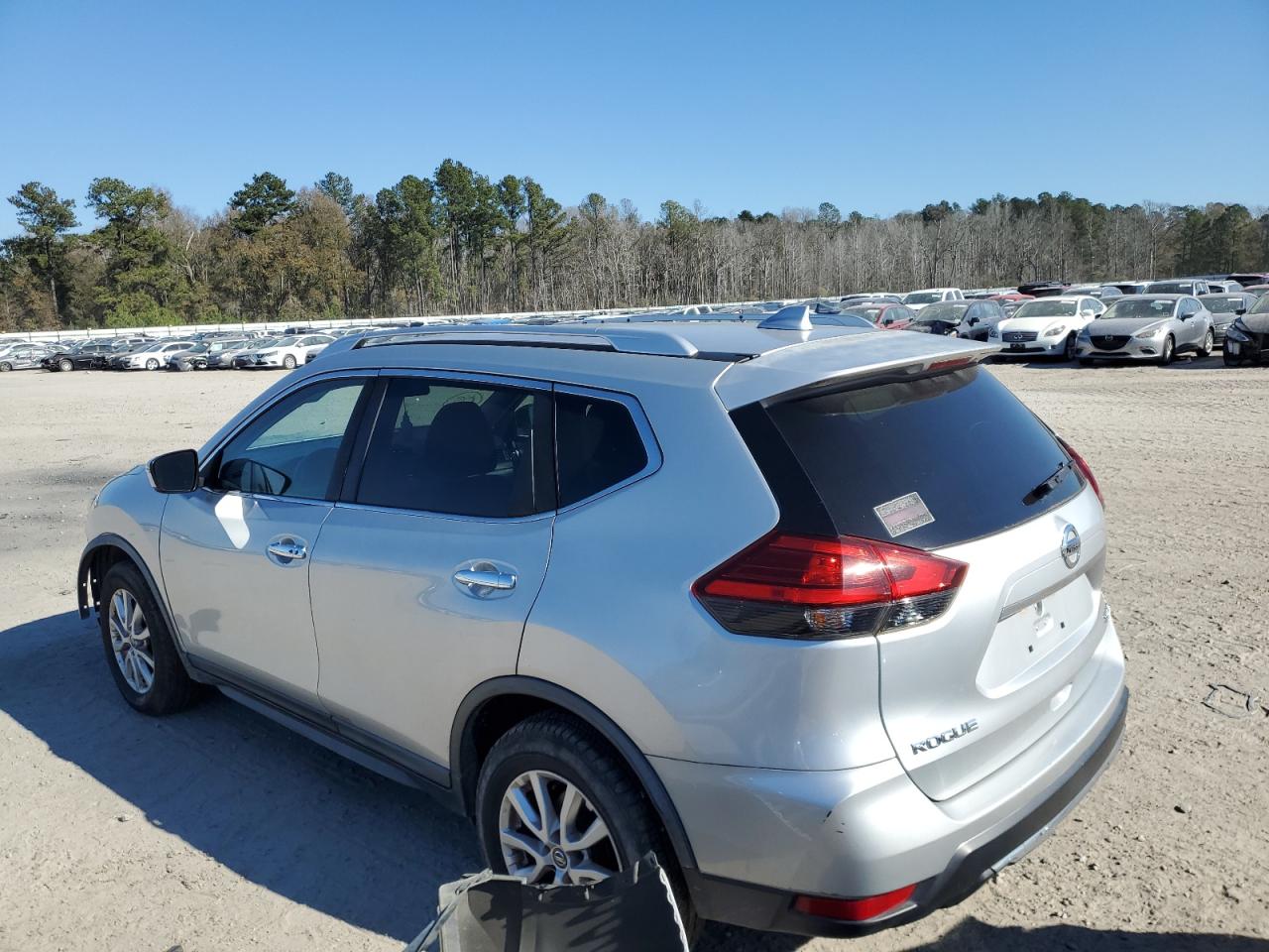 Image 2 of 2017 NISSAN ROGUE S 2017 with VIN KNMAT2MV5HP530495