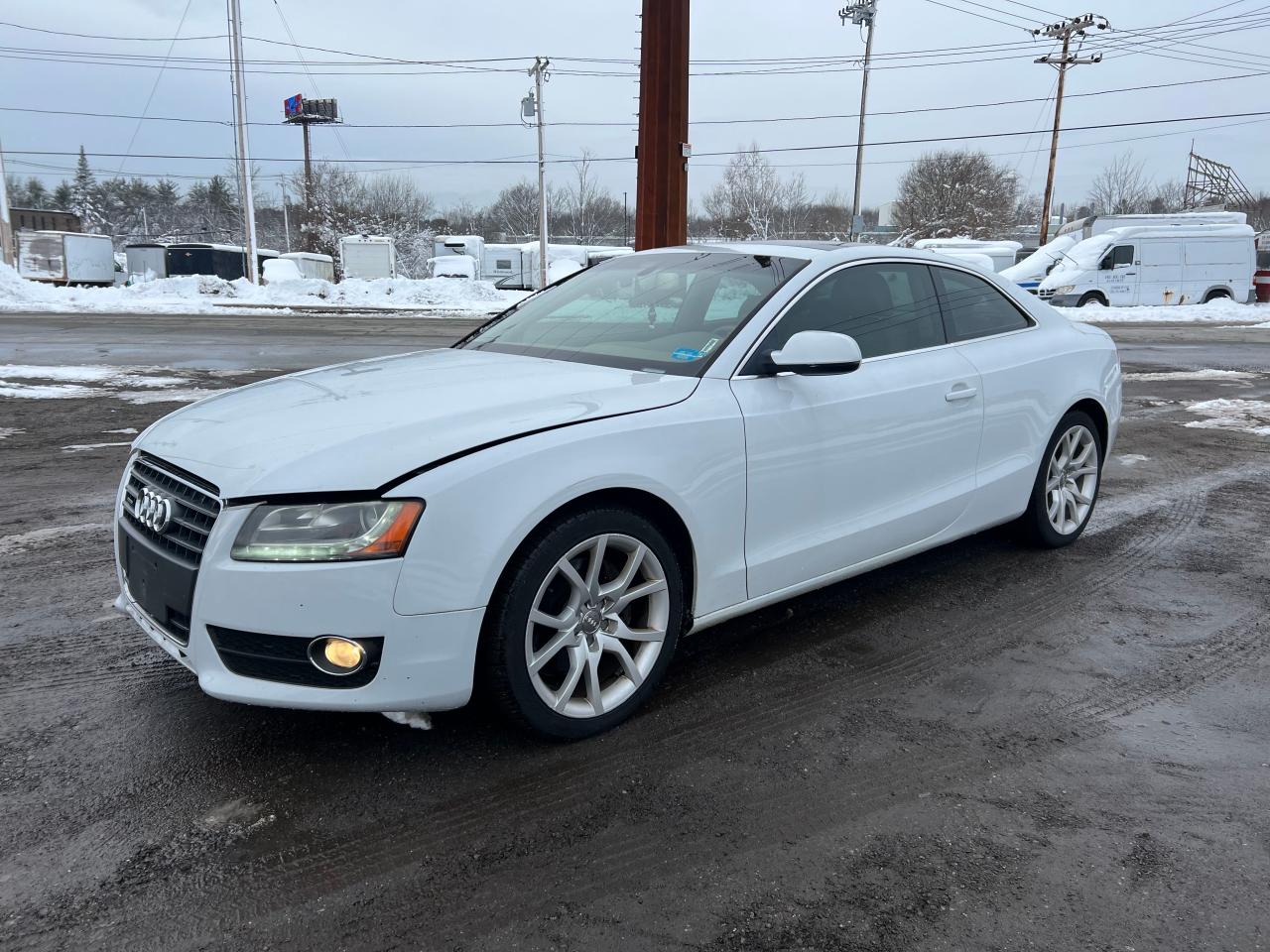 Obraz 2 z 2012 AUDI A5 PREMIUM PLUS 2012 z VIN WAULFAFR3CA018768