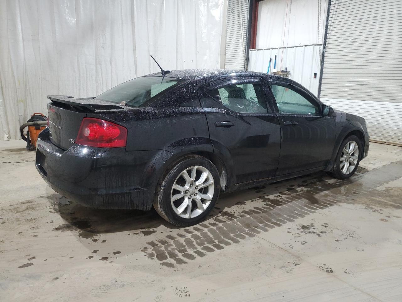 Obraz 3 z 2013 DODGE AVENGER R/T 2013 z VIN 1C3CDZBG4DN742382