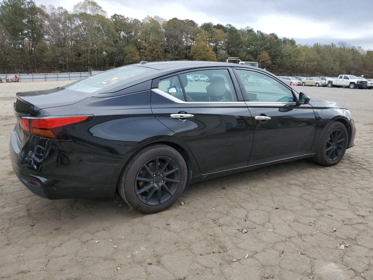 Изображение 3 2020 NISSAN ALTIMA S 2020 с VIN 1N4BL4BV2LC117233