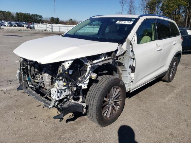Изображение 1 2019 TOYOTA HIGHLANDER SE 2019 с VIN 5TDKZRFH8KS329030