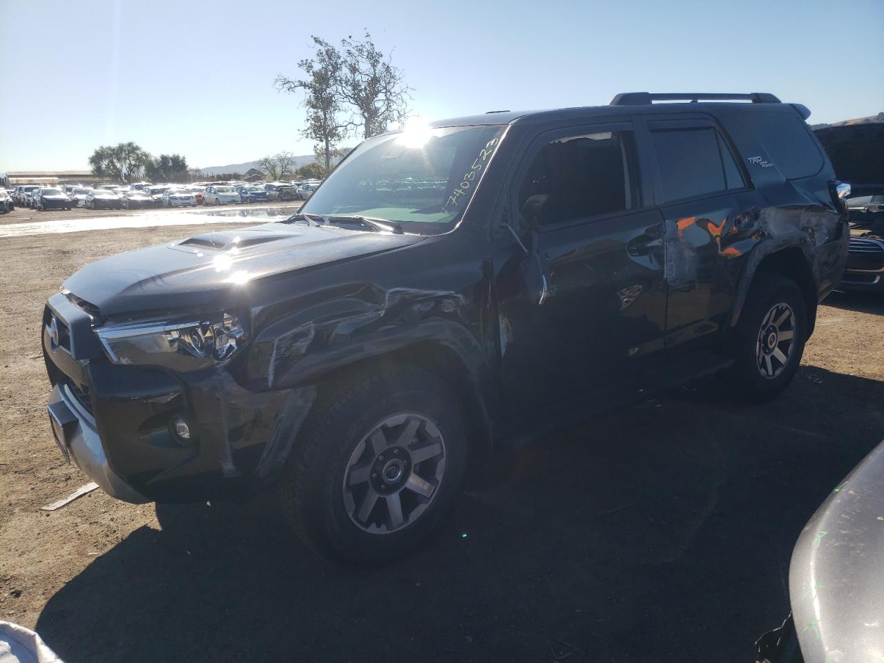 Image 1 of 2023 TOYOTA 4RUNNER SE 2023 with VIN JTERU5JR9P6185805