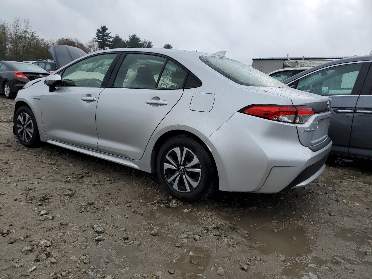 Изображение 2 2020 TOYOTA COROLLA LE 2020 с VIN JTDEBRBE1LJ019684