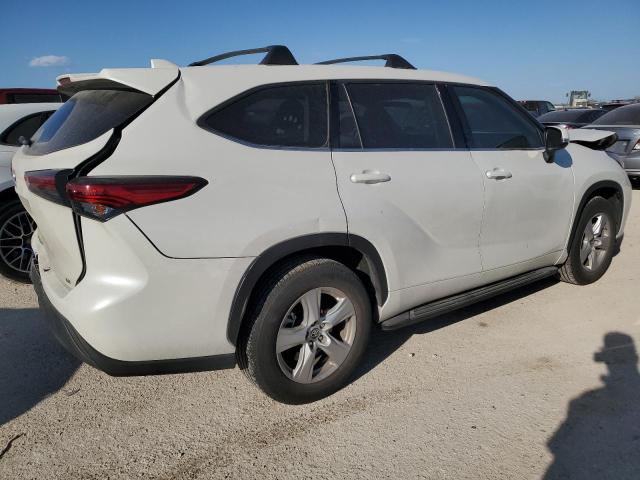 Obraz 3 z 2021 TOYOTA HIGHLANDER L 2021 z VIN 5TDZZRAHXMS519291