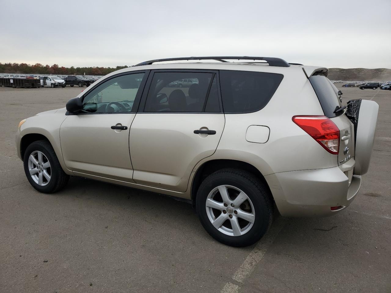 Image 2 of 2007 TOYOTA RAV4  2007 with VIN JTMBD33V176049253
