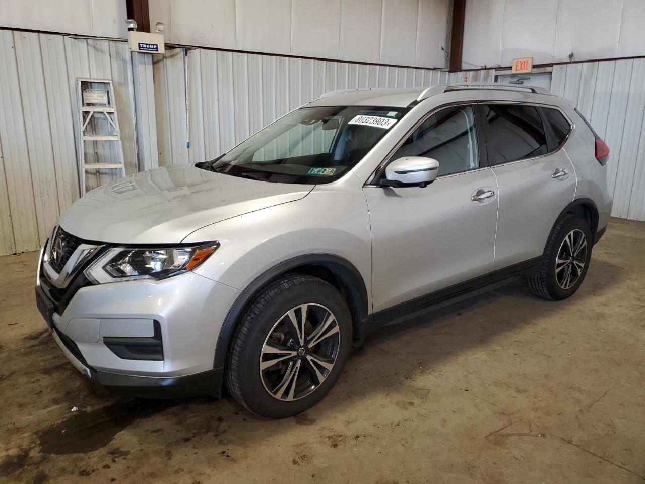 Obraz 1 z 2020 NISSAN ROGUE S 2020 z VIN JN8AT2MV9LW111083