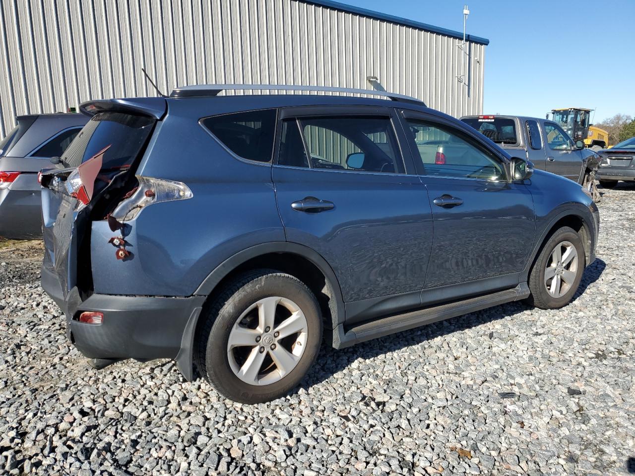 Obraz 3 z 2014 TOYOTA RAV4 XLE 2014 z VIN JTMWFREVXED028471