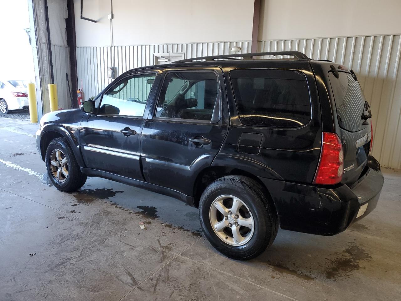 Изображение 2 2005 MAZDA TRIBUTE S 2005 с VIN 4F2CZ06175KM36522