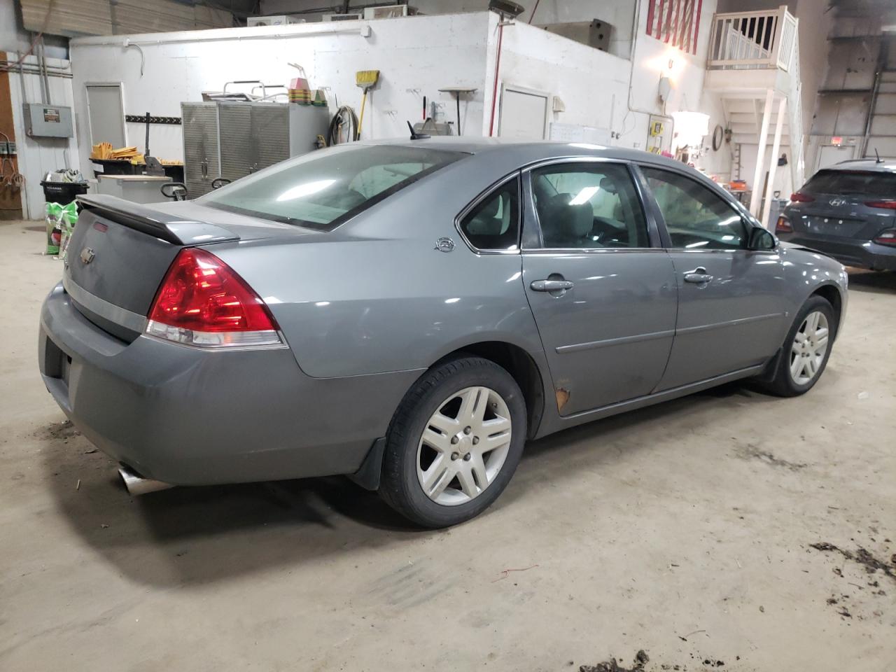 Image 3 of 2007 CHEVROLET IMPALA LT 2007 with VIN 2G1WC58R279111238