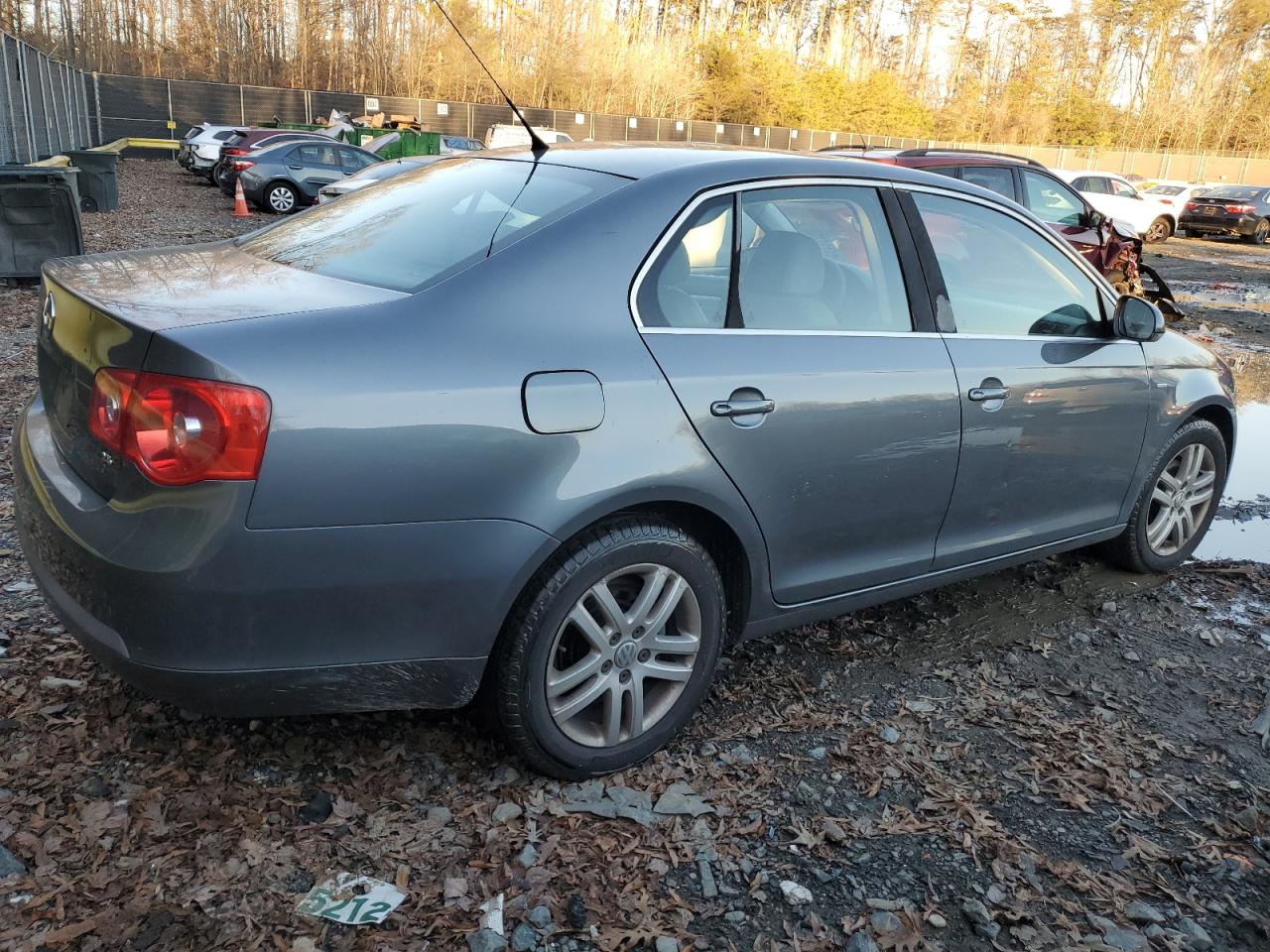 Image 3 of 2007 VOLKSWAGEN JETTA WOLFSBURG 2007 with VIN 3VWEF71K27M179448