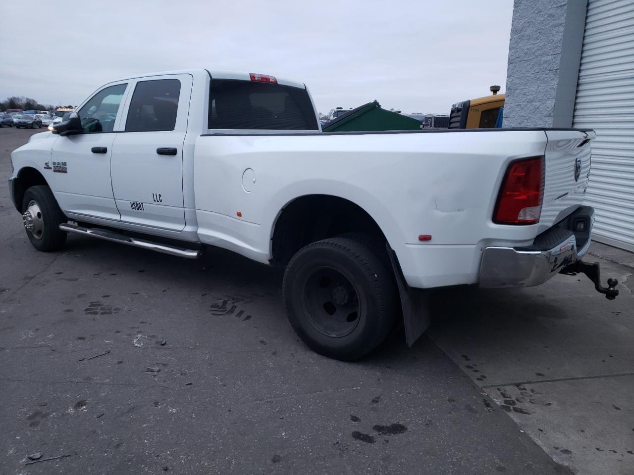 Image 2 of 2016 RAM 3500 ST 2016 with VIN 3C63RRGL6GG303482