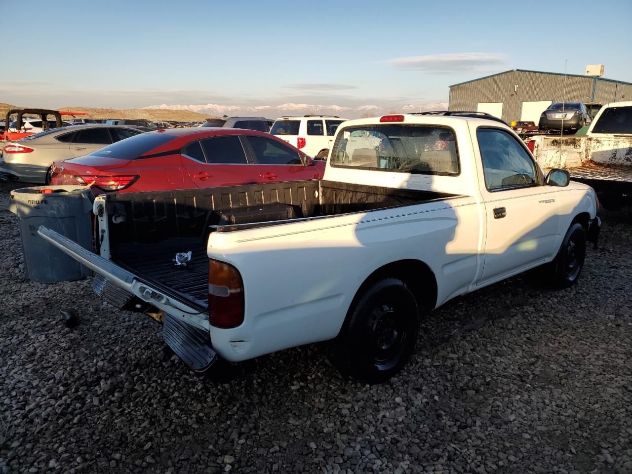 Image 3 of 1995 TOYOTA TACOMA  1995 with VIN 4TAUN41B6SZ057081