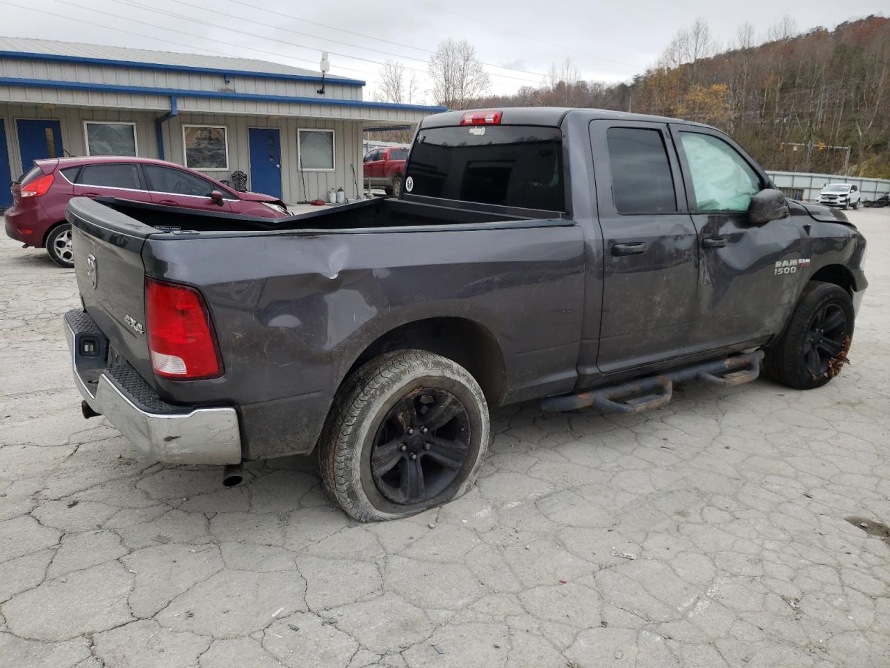 Obraz 3 z 2017 RAM 1500 ST 2017 z VIN 1C6RR7FT2HS792957