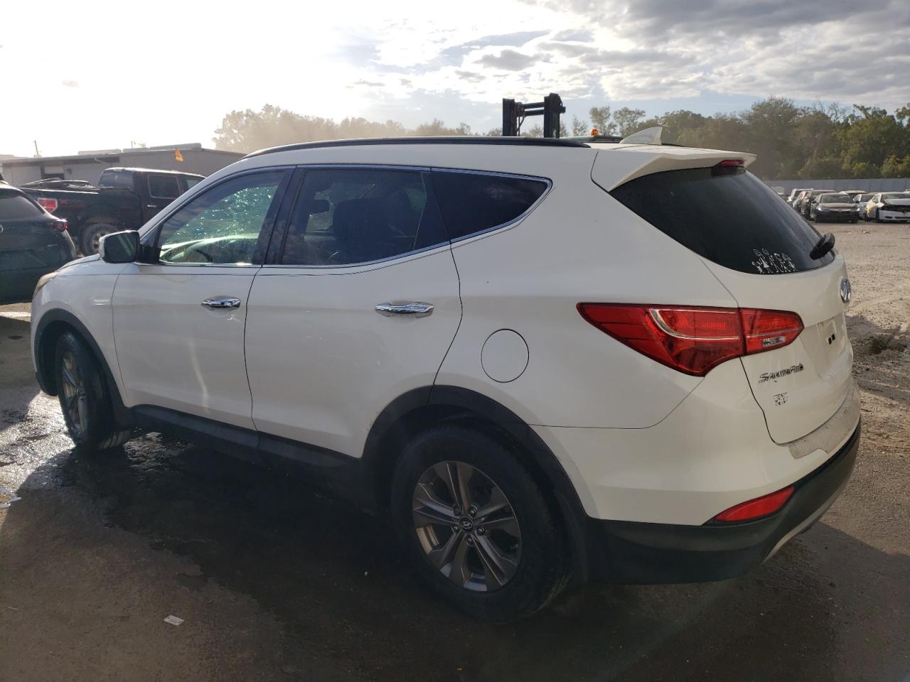 Obraz 2 z 2014 HYUNDAI SANTA FE SPORT  2014 z VIN 5XYZU3LBXEG177537