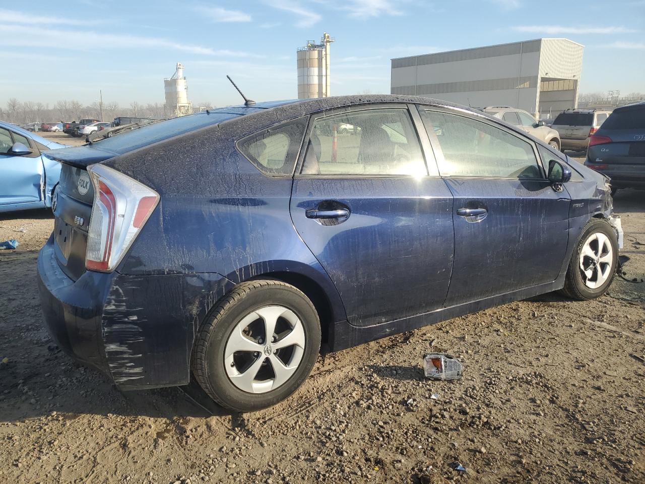 Изображение 3 2015 TOYOTA PRIUS  2015 с VIN JTDKN3DU3F0419784