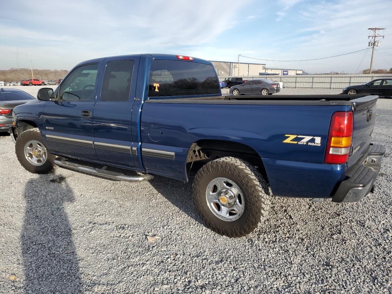 Изображение 2 2001 CHEVROLET SILVERADO K1500 2001 с VIN 2GCEK19T011311873
