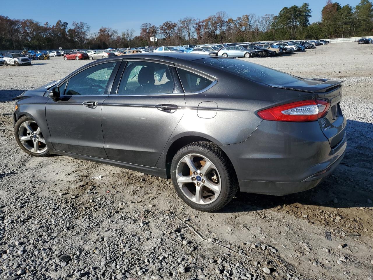 Image 2 of 2016 FORD FUSION SE 2016 with VIN 3FA6P0H7XGR337041