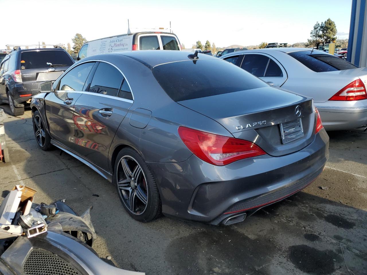Image 2 of 2015 MERCEDES-BENZ CLA 250 2015 with VIN WDDSJ4EB3FN215543