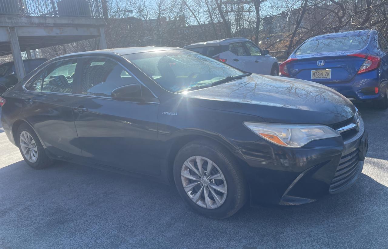 Image 1 of 2015 TOYOTA CAMRY HYBRID 2015 with VIN 4T1BD1FK9FU161035