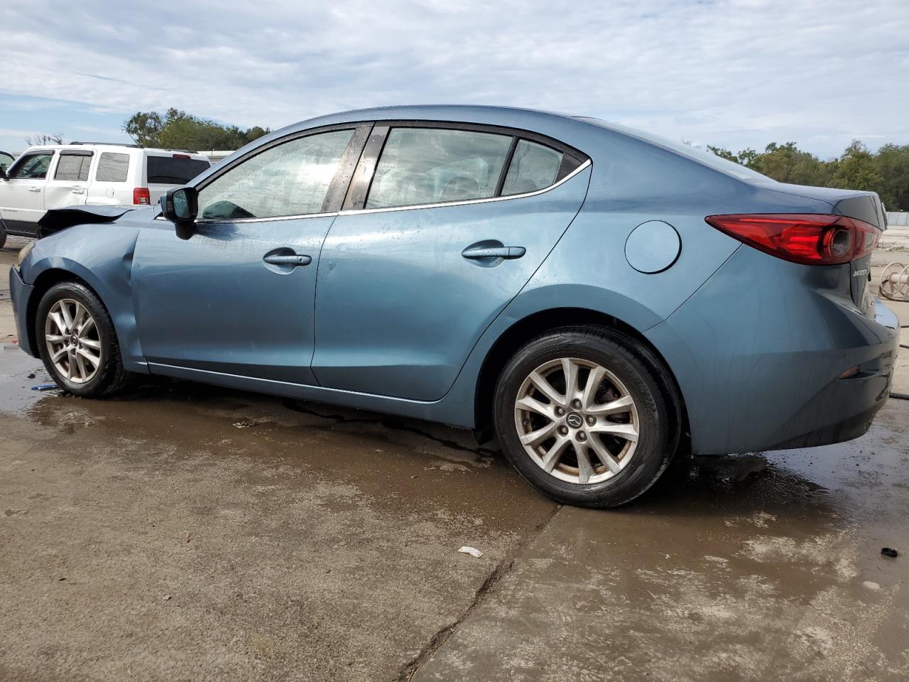 Изображение 2 2016 MAZDA 3 SPORT 2016 с VIN JM1BM1U76G1312399